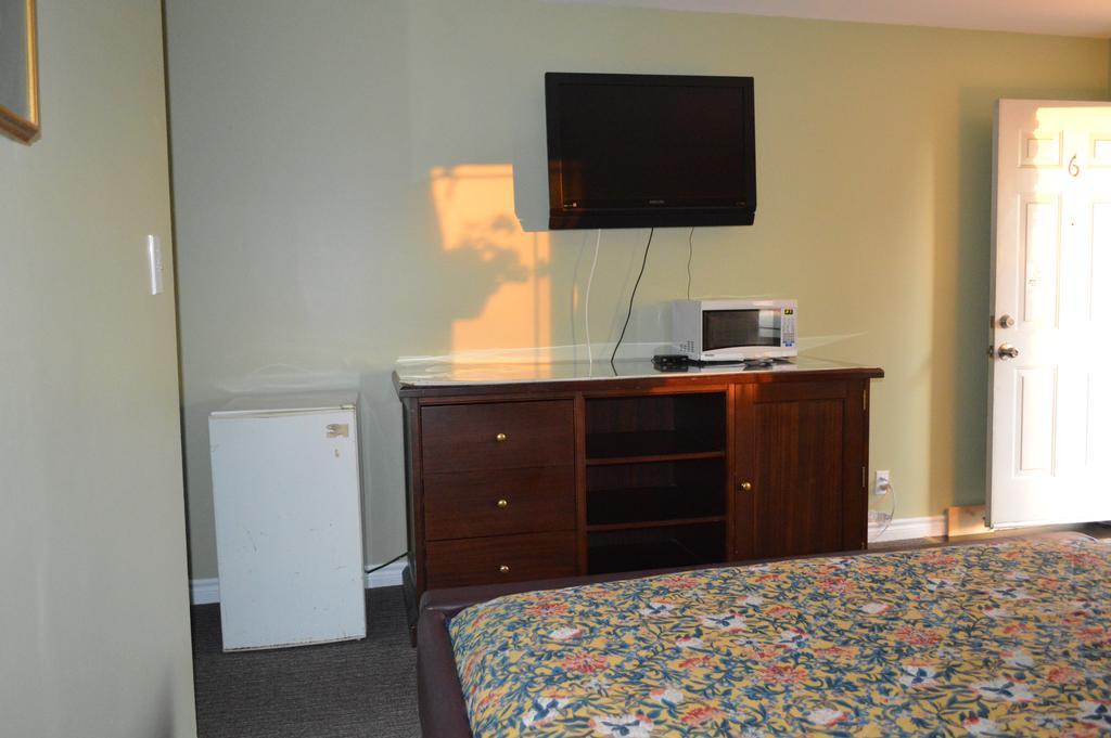 Kitchener Motel Dış mekan fotoğraf