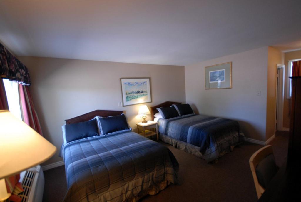 Kitchener Motel Oda fotoğraf