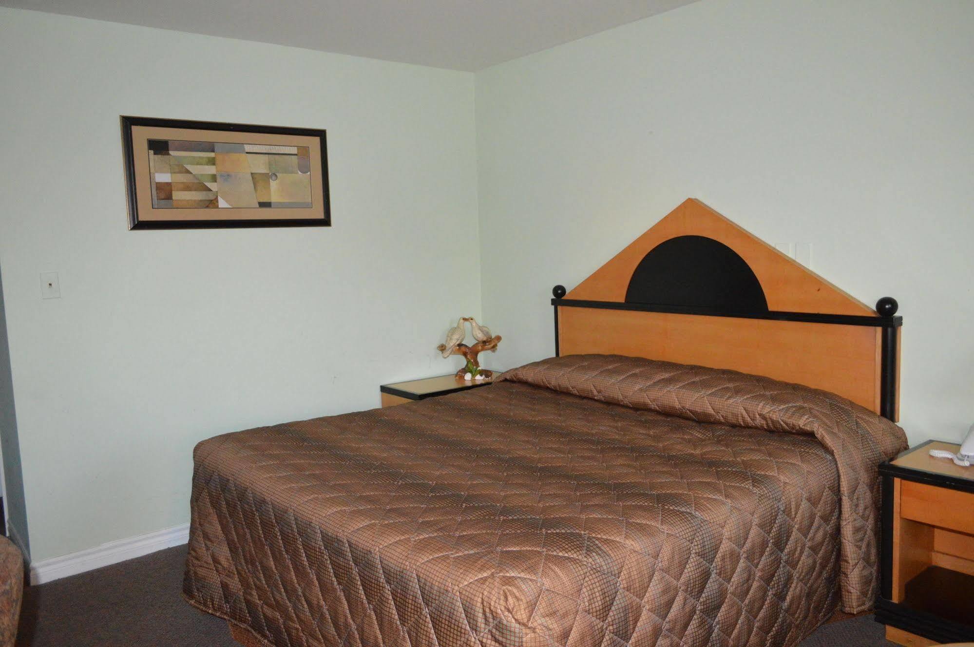 Kitchener Motel Dış mekan fotoğraf