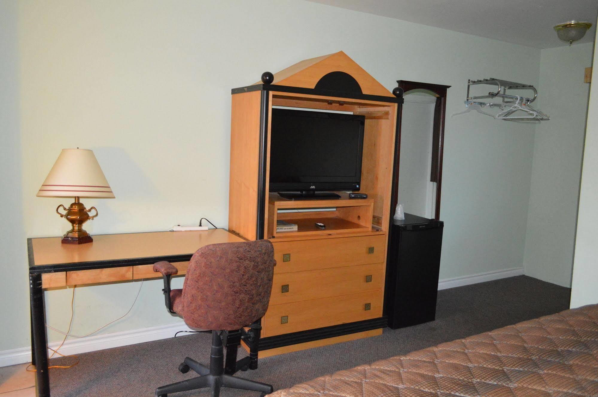 Kitchener Motel Dış mekan fotoğraf