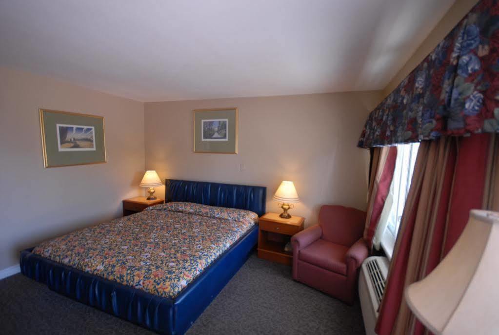 Kitchener Motel Dış mekan fotoğraf